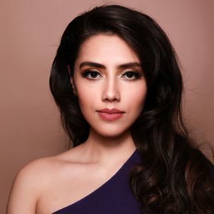 Meet your Posher, Dalila